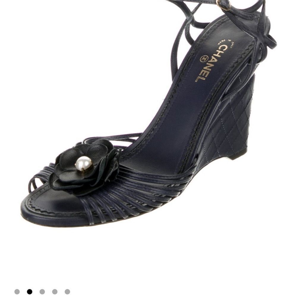 CHANEL Navy/ Black Wedge Sandals with High Heel and Strappy Design Sz 40